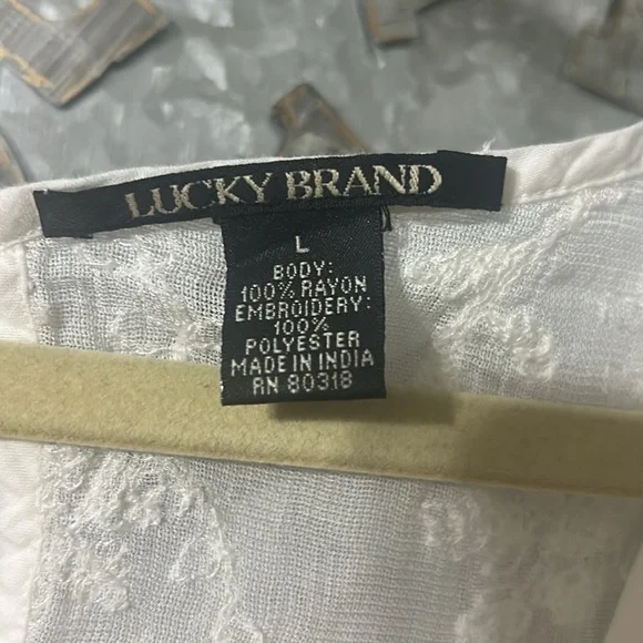 White Lace Women's Top - Picture 5 of 5